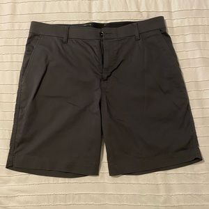 Nike Mens Golf Shorts. Size 36.
